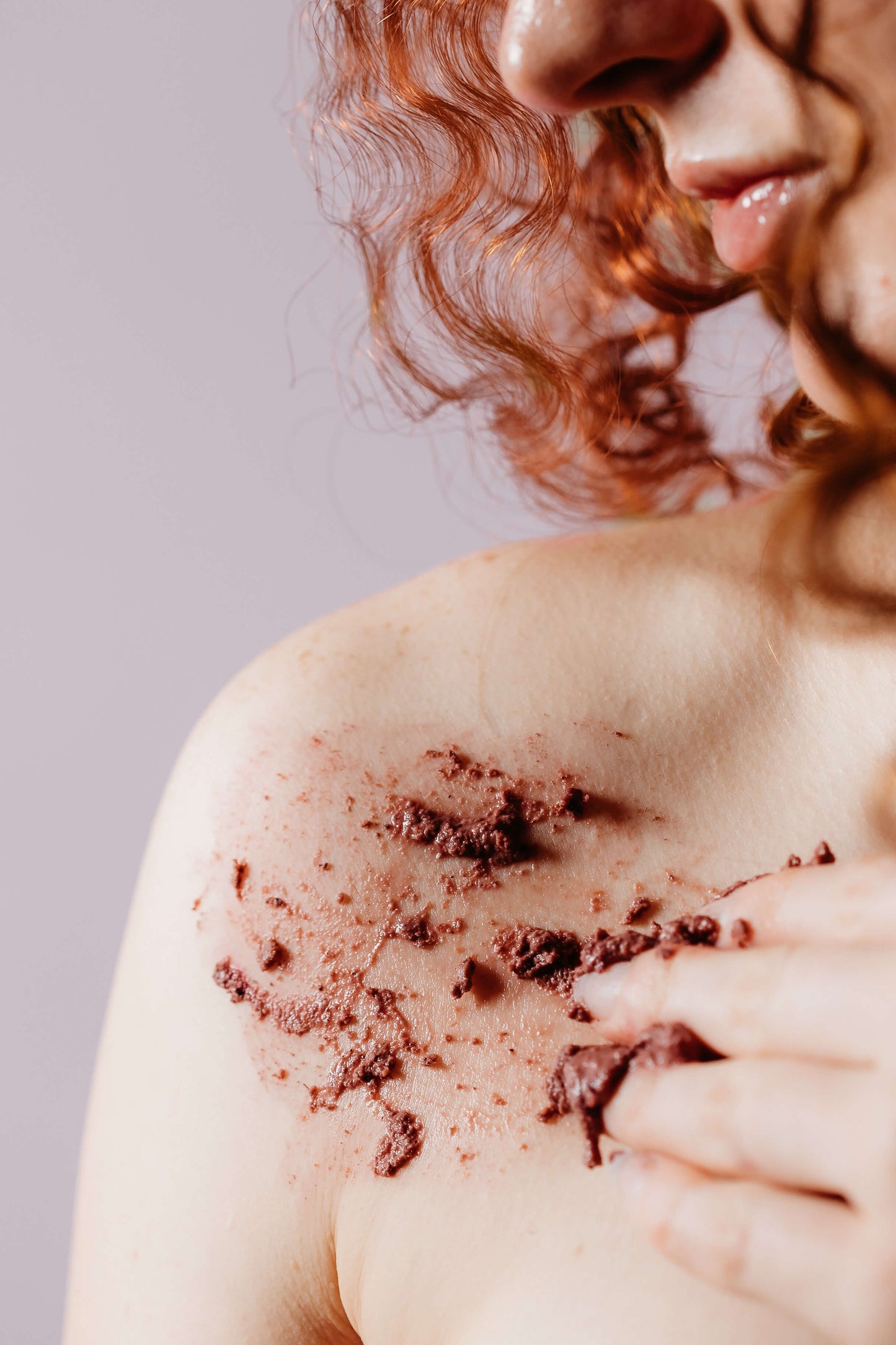 Illuminating Botanical Skin Polish For Sensitive Skin