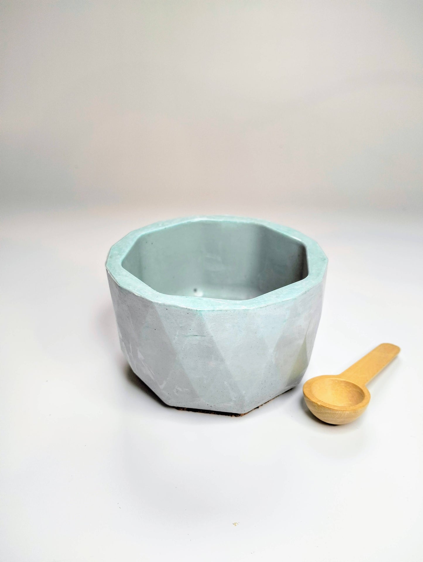 Eco Resin Mask and Polish Mixing Pot and/ or Tray